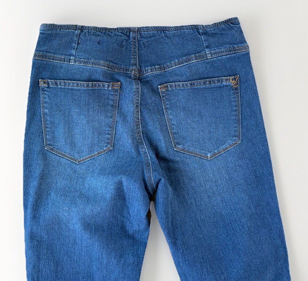 Sofia Vergara Pull On Melisa Flare Jeans Size 8 - Picture 7 of 8